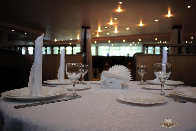 Rassvet Hotel Днепър Екстериор снимка