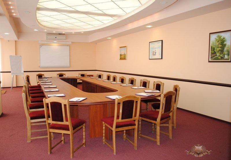 Rassvet Hotel Днепър Екстериор снимка